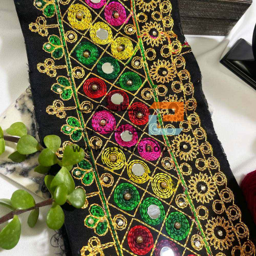 نوار خرجکار پهن سوزندوزی سنتی آینه ، نگین و مروارید کاری شده