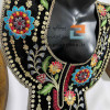 پنل مشکی مخمل گلدوزی